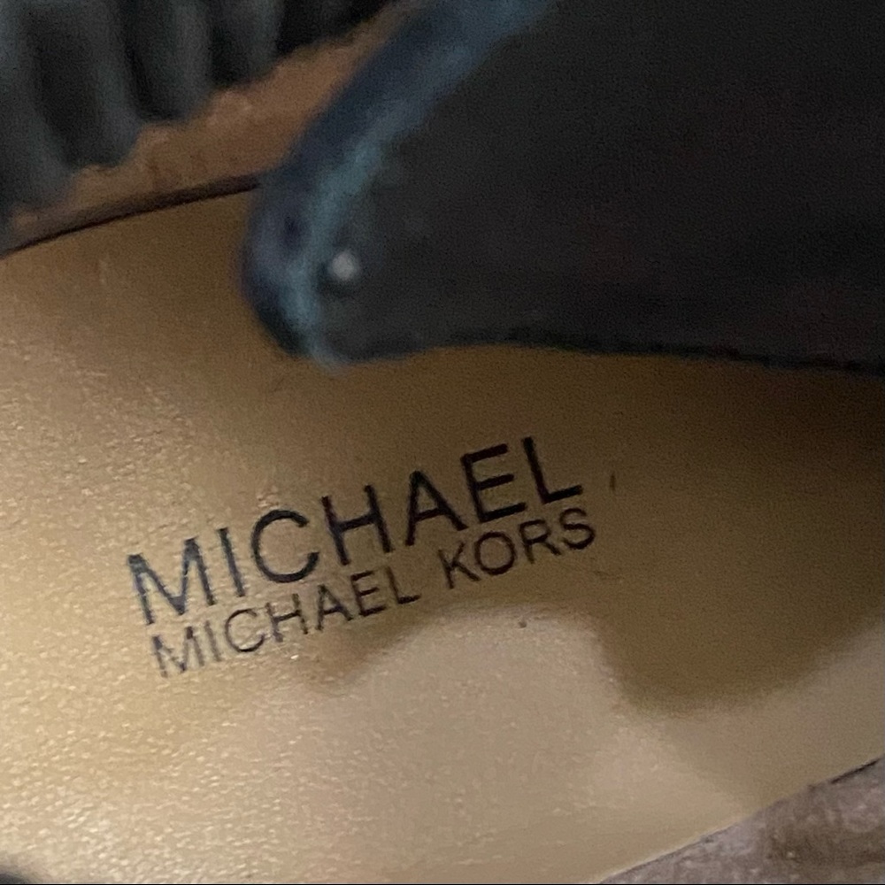 MICHAEL Michael Kors “Carrigan” Black Suede Wedge Lace Up Booties 8.5 - Picture 12 of 16